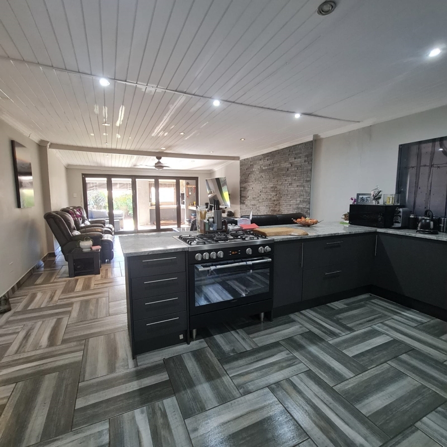 3 Bedroom Property for Sale in Sasolburg Ext 12 Free State